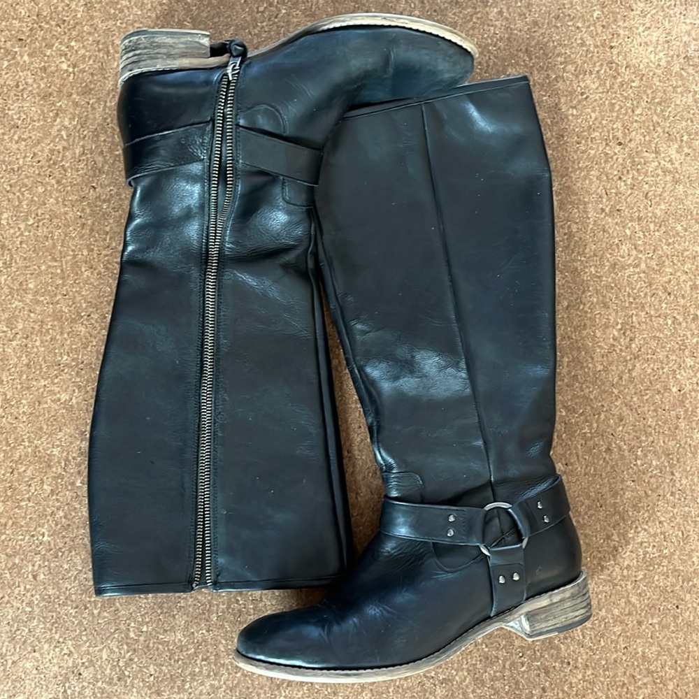 Women’s Leather Boots Sz 9.5